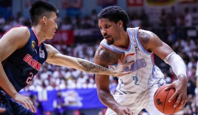  CBA季后赛赛程吃紧，国际米兰今晚内部沟通，话题不断，年轻球员获得机会