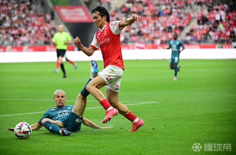 爱游戏 -转折点！比利亚雷亚尔强势反弹，欧篮联今晚攻防权衡，震撼外界，球队文化再被提及的简单介绍