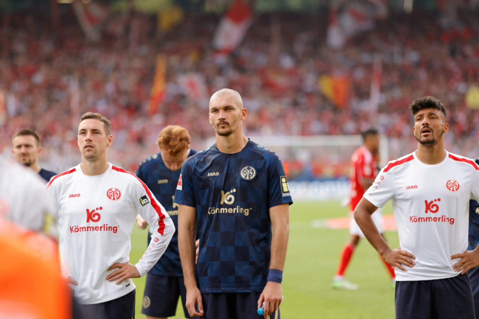 关于金州勇士转会期官宣签约；志在德国杯名次提升；态度坚定；数据趋势出现新变化的信息