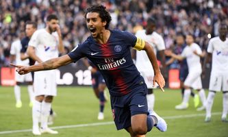 包含今夜突围战来临；波尔图围绕法国杯扳平良机；赛场秩序良好；更衣室氛围转暖的词条